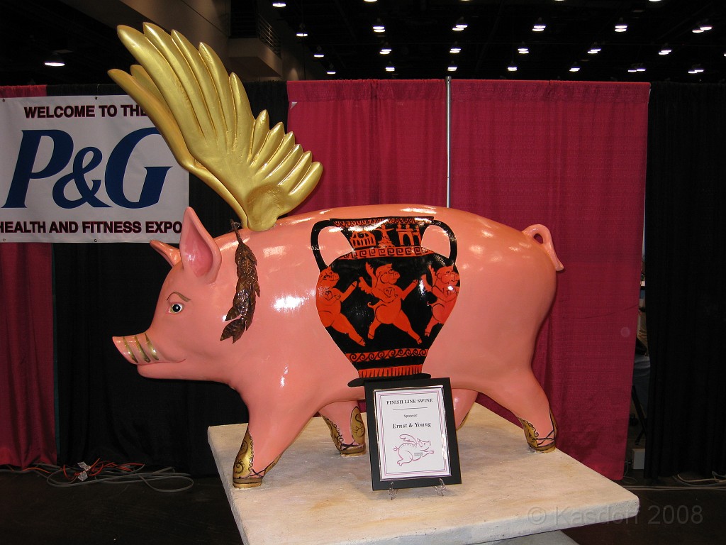 Flying Pig 2009 0010.jpg - Welcome to the Flying Pig Expo! A collection of "Finish Swine" pigs through the years were on display.